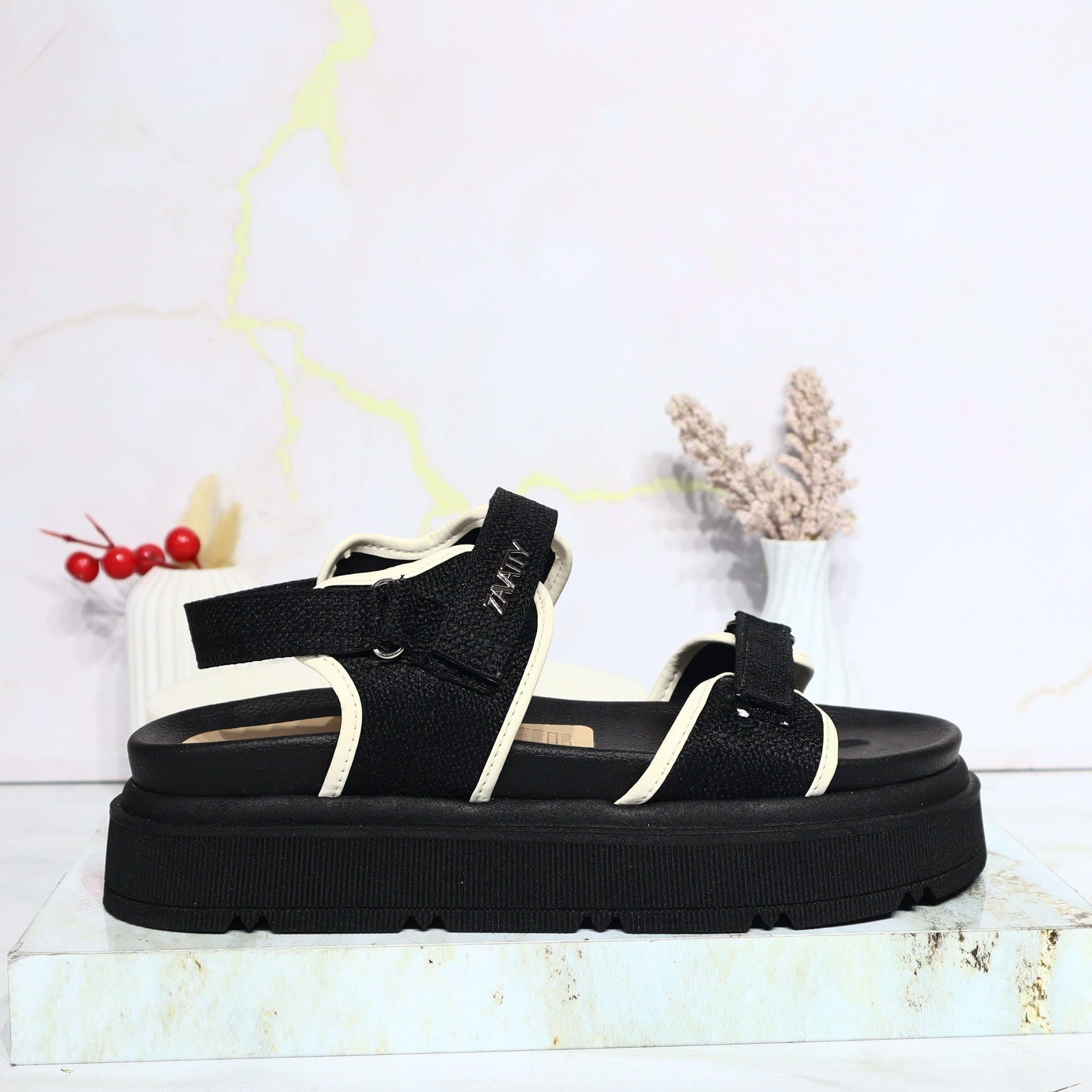 Sandalia canoa negro para mujer 3059-Z617