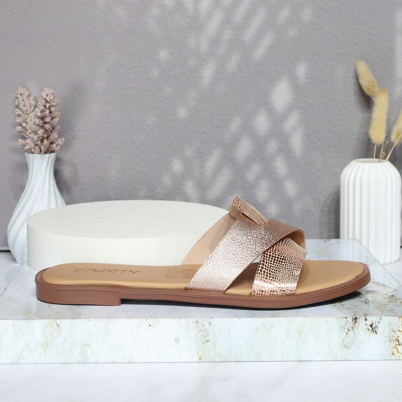 Sandalia plana oro rosa cuero para mujer 23C10-Z19