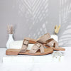 Sandalia plana taupe cuero para mujer 25C36-Z19