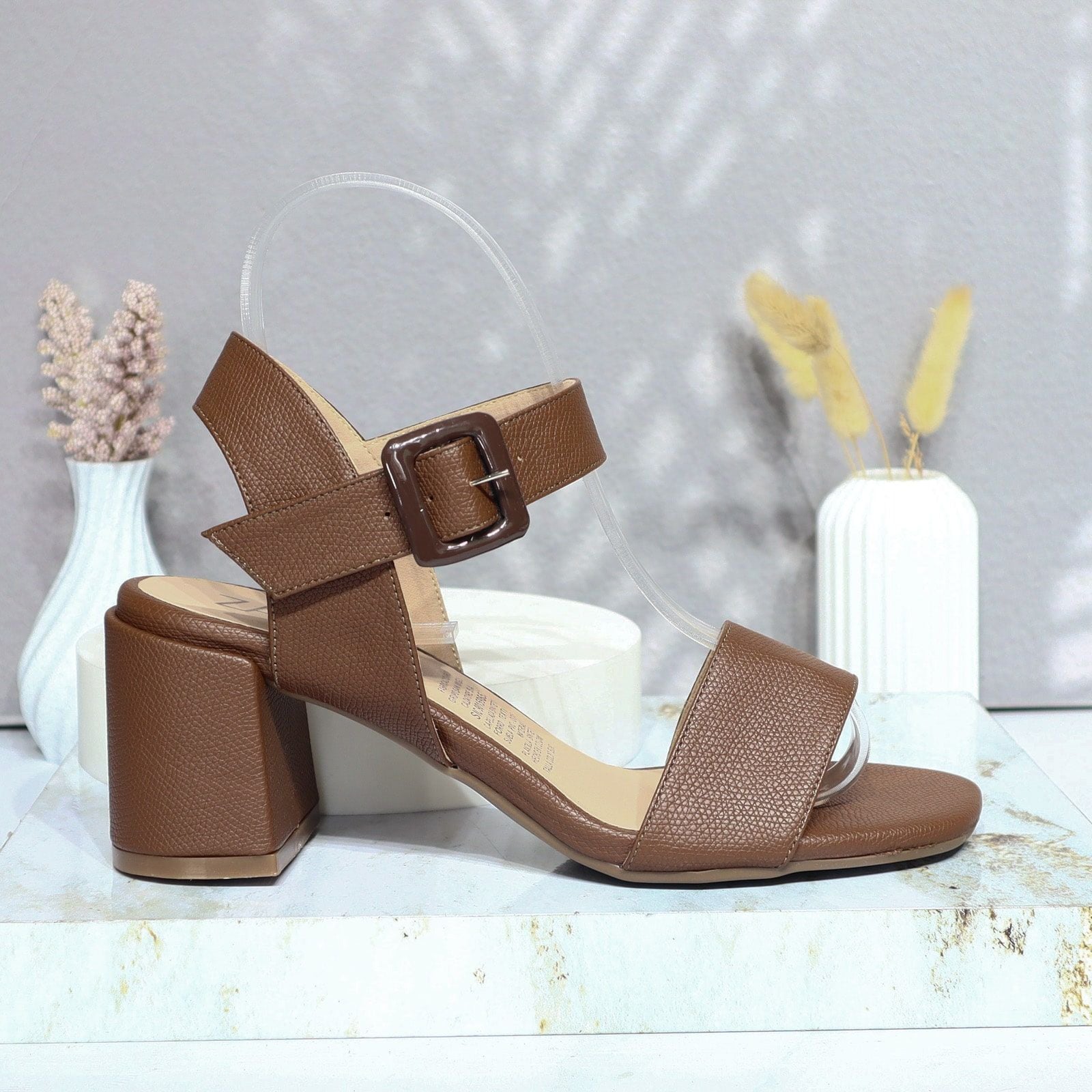 Sandalia tacon cafe para mujer 2721-Z148