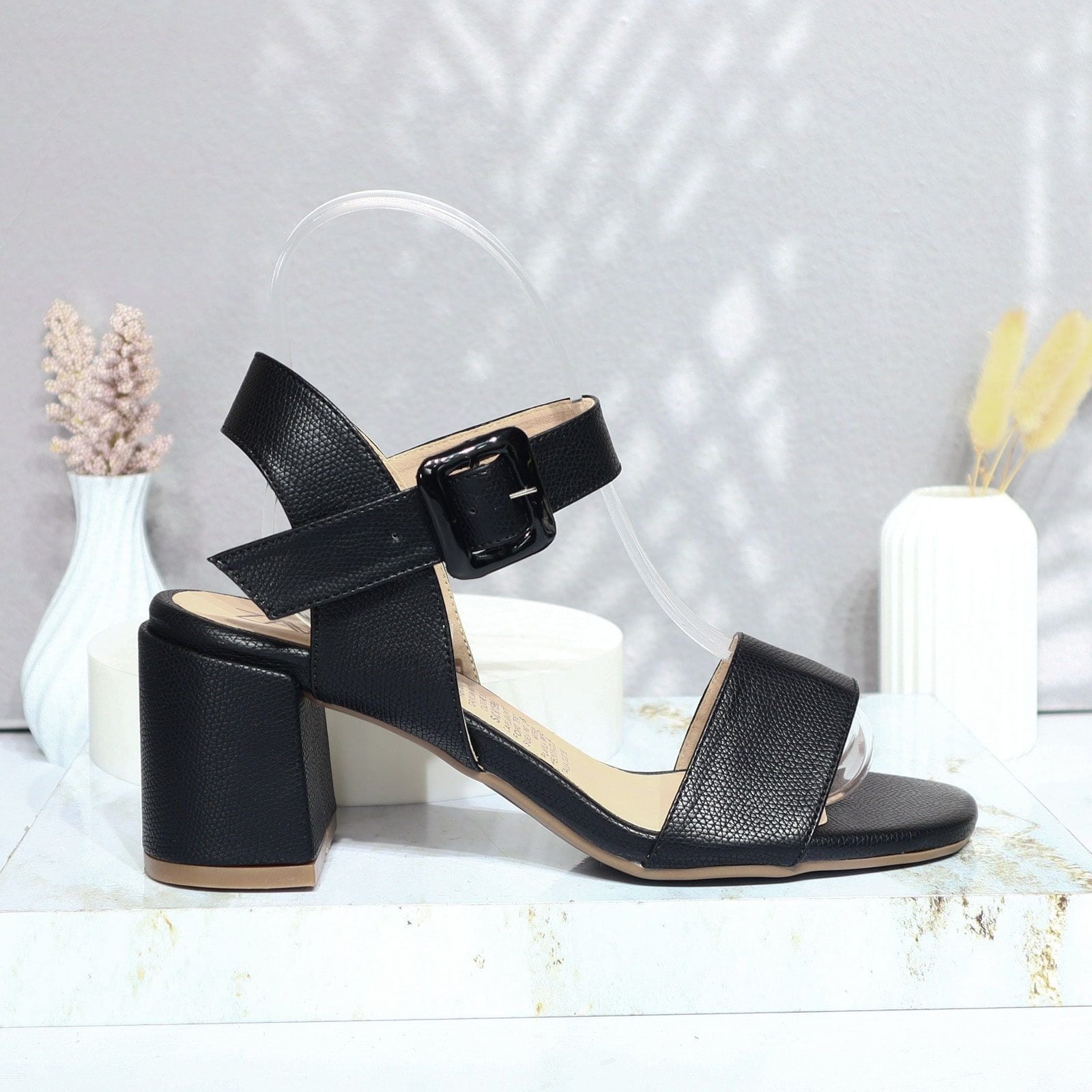Sandalia tacon negro para mujer 2721-Z148
