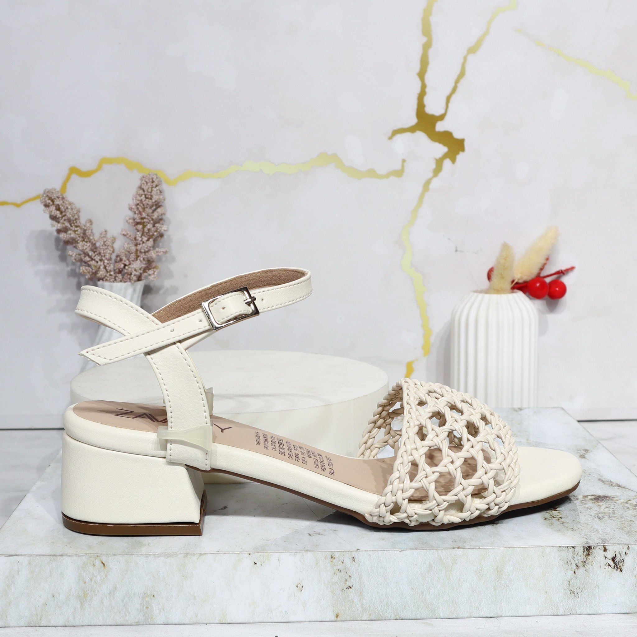 Sandalia tacon beige para mujer 2782-Z148