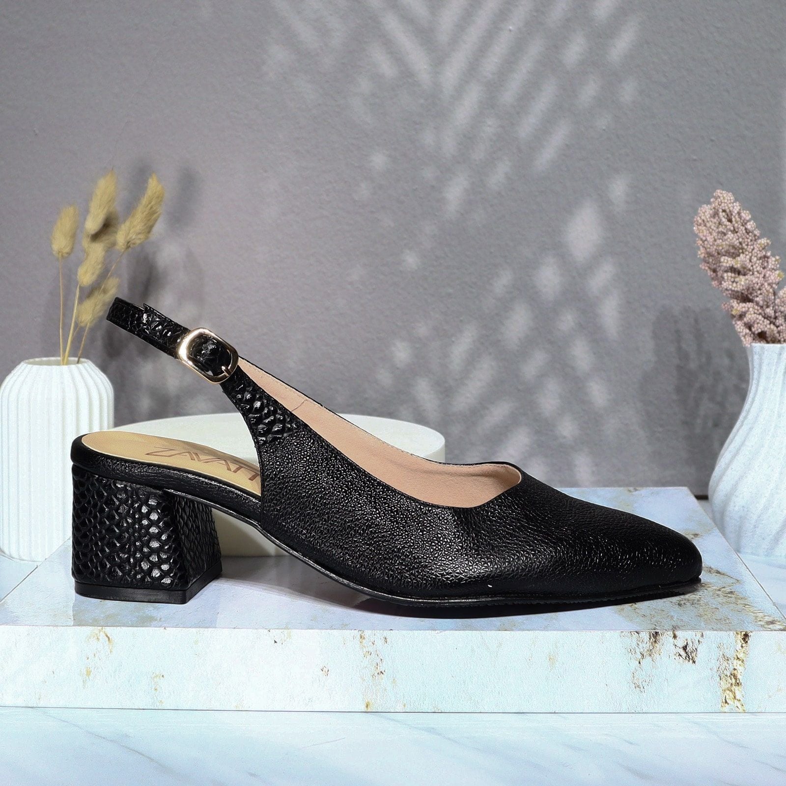 Tacon negro cuero para mujer 400-Z522