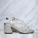 Sandalia 5 1/2 plata para mujer 525142-Z132