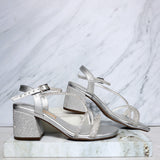 Sandalia 5 1/2 plata para mujer 525142-Z132