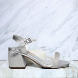 Sandalia 5 1/2 plata para mujer 52662-Z132