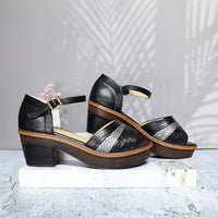 Sandalia tacon negro cuero para mujer 6132-Z06