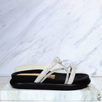 BLANCO X PIEDRAS