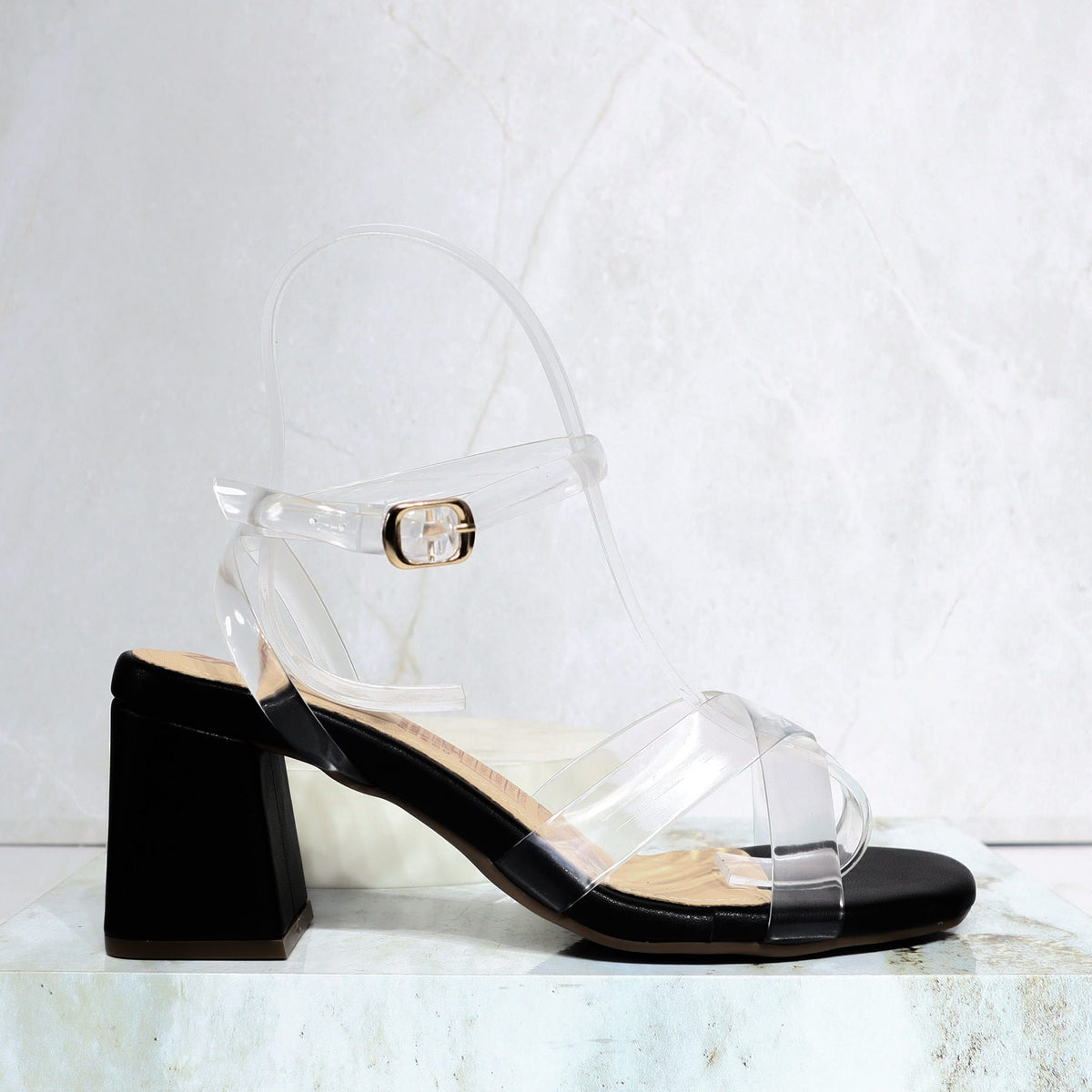 Sandalia 3 1/2 negro para mujer A185-Z686