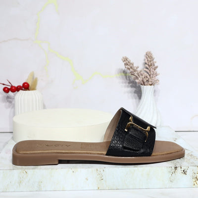 Sandalia plana negro cuero para mujer C42-Z19