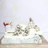 CUADROS BEIGE
