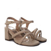 Sandalia tacon arena claro para mujer Q168-Z471