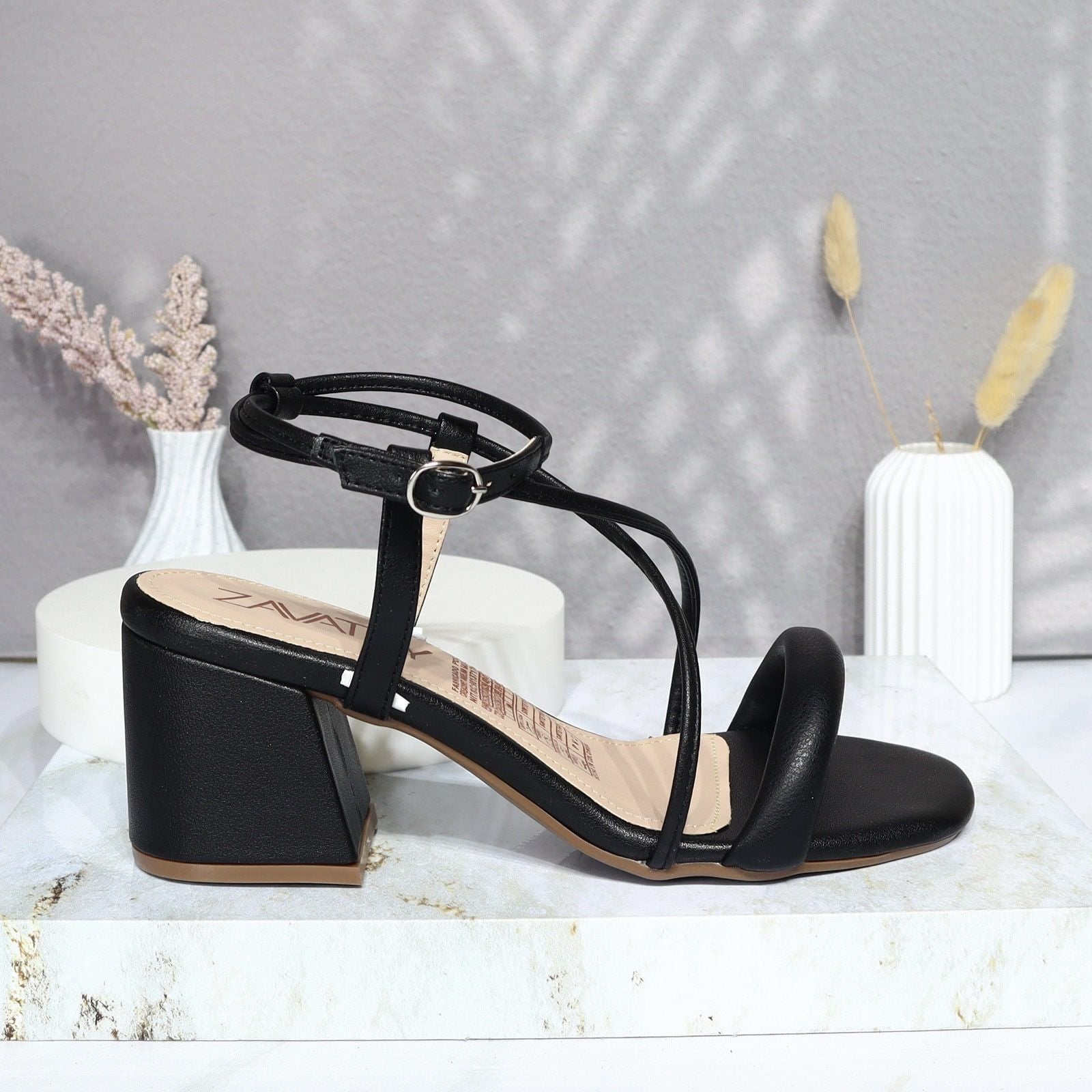 Sandalia tacon negro para mujer Q203-Z471