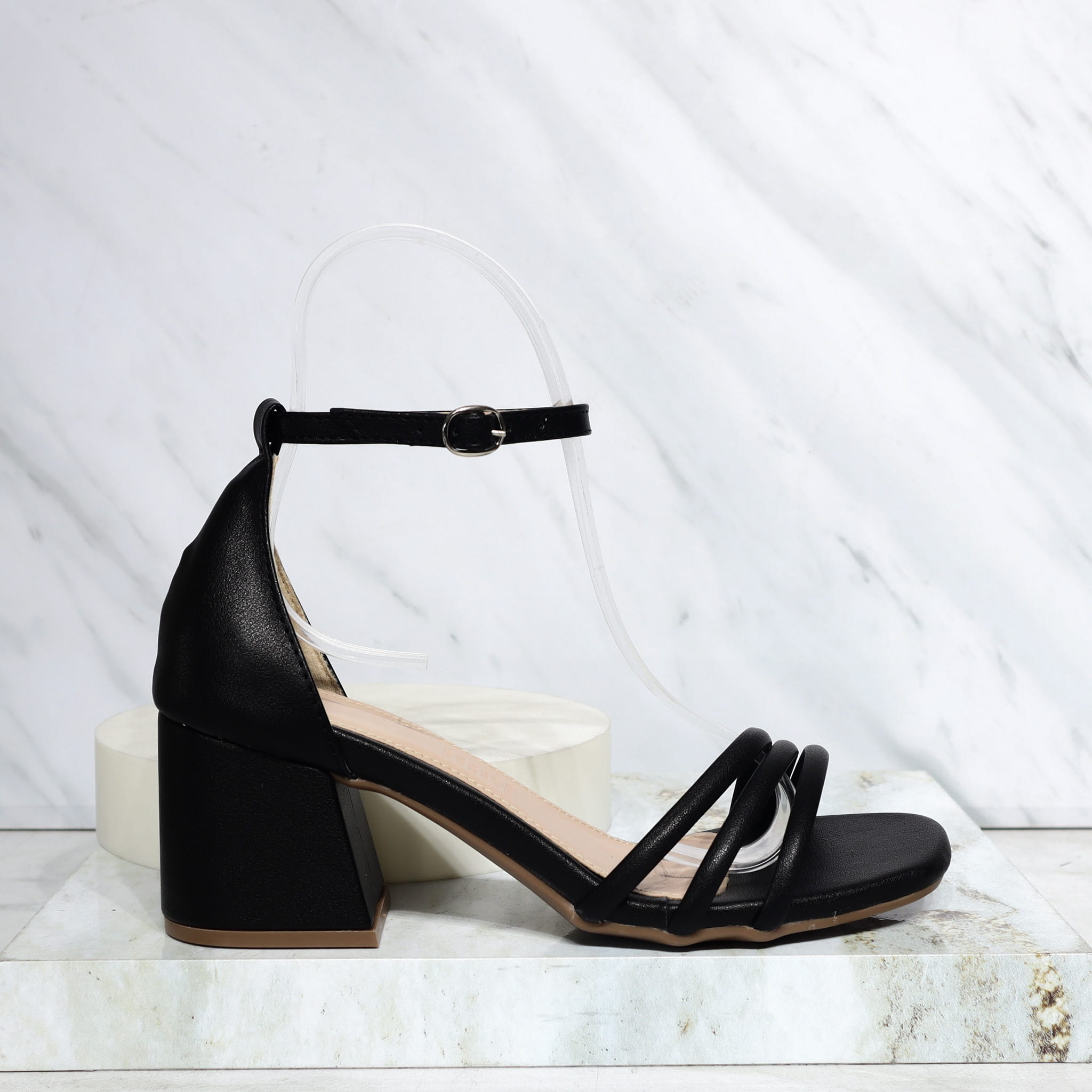 Sandalia tacon negro para mujer Q264-Z471