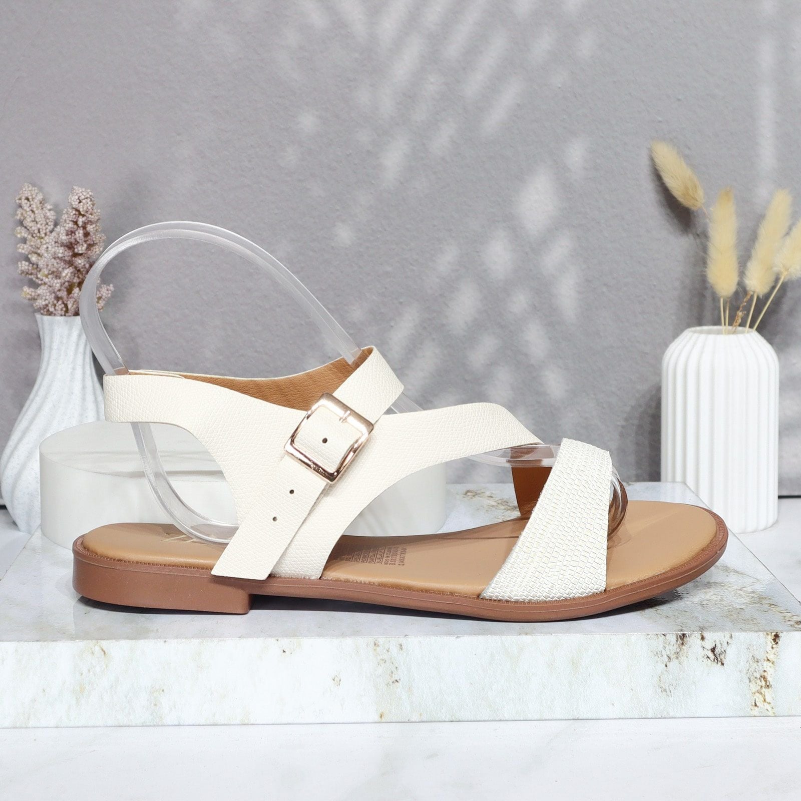 Sandalia plana talco cuero para mujer TL112-Z19