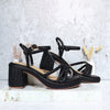 Sandalia plana negro para mujer V570-Z84