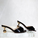 Sandalia 5 1/2 negro charol para mujer Z211-Z687