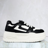 Tenis blanco x negro para mujer 250510-Z477