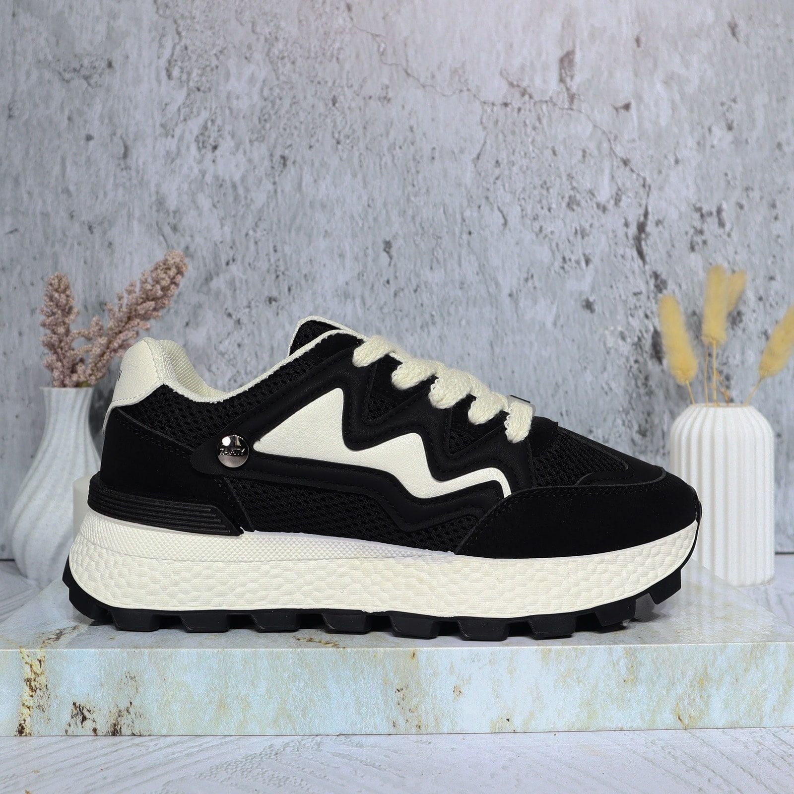 Tenis negro para mujer 2559-Z630