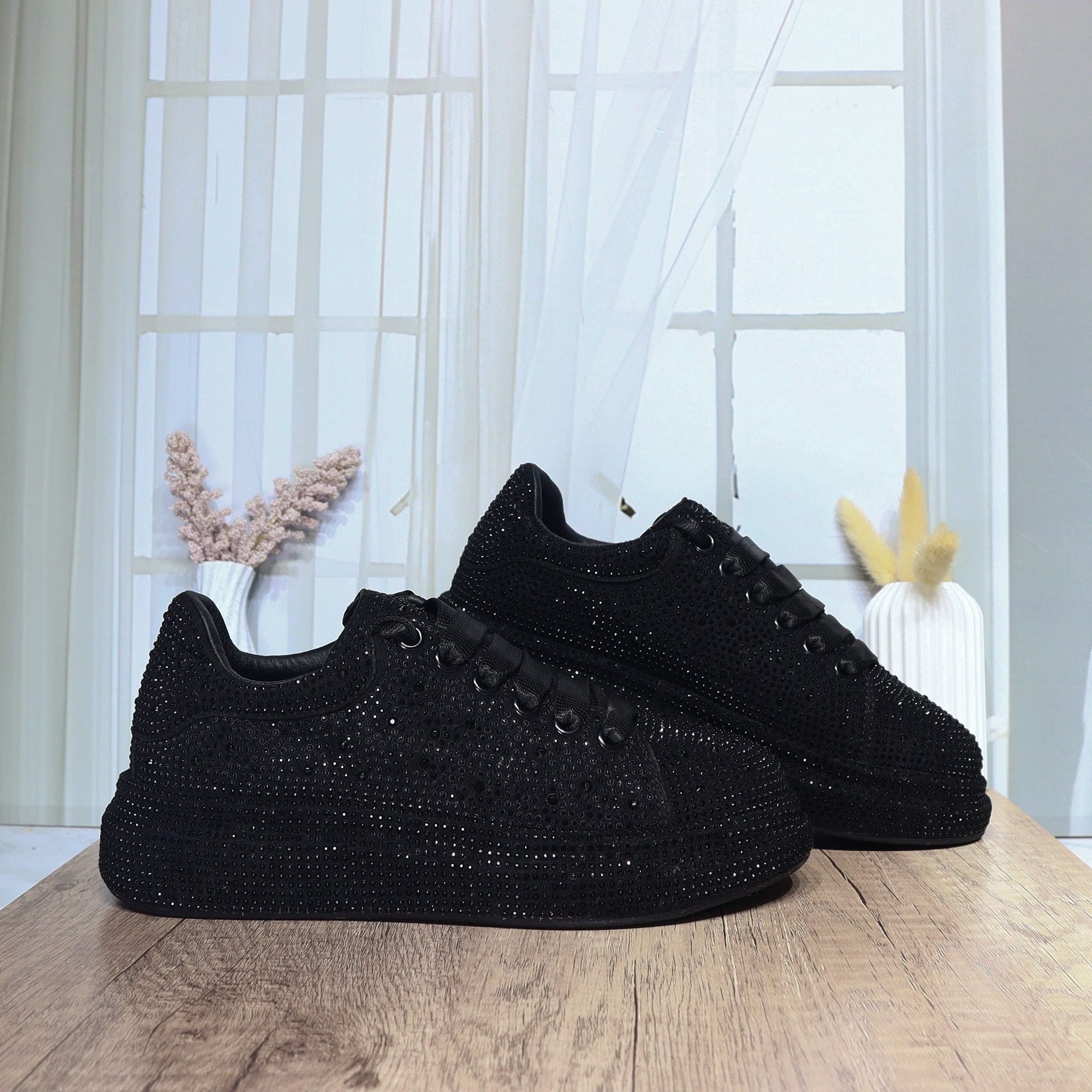 Tenis negro piedras para mujer 8806-Z634