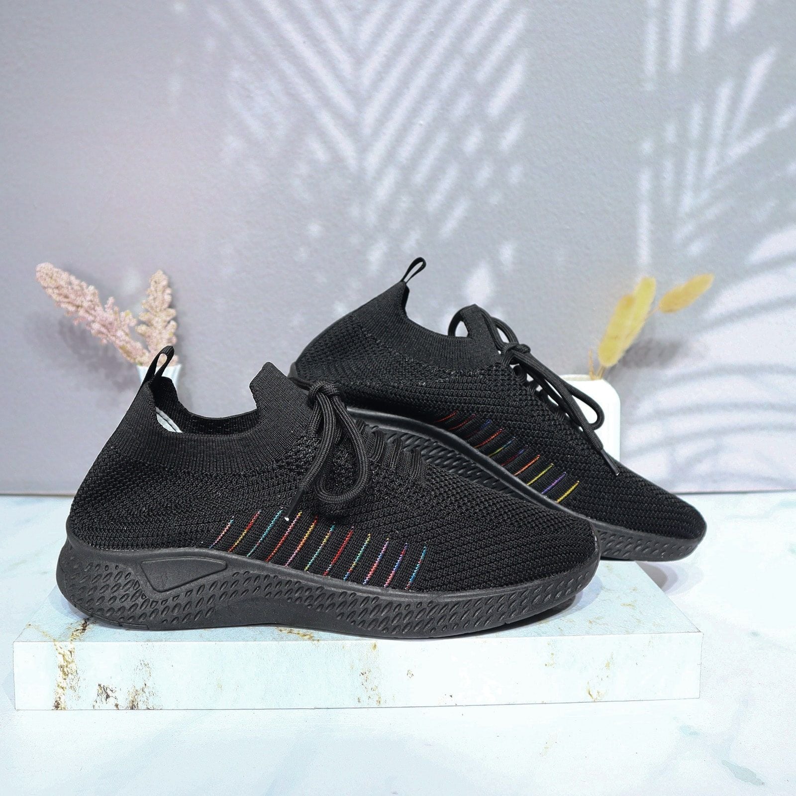 Tenis negro para mujer P72-1-Z400