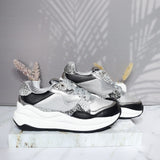 Tenis negro x plata para mujer TAC953